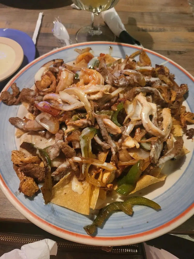 Steak Cheese Chicken Bellpeppers Onions